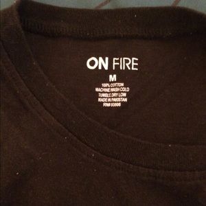 Ripped sleeve black screen muscle t shirt